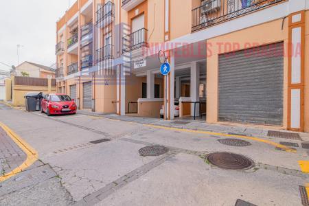 For sale of commercial in Ogíjares