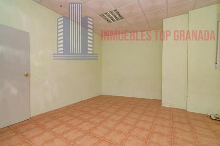 For sale of commercial in Ogíjares