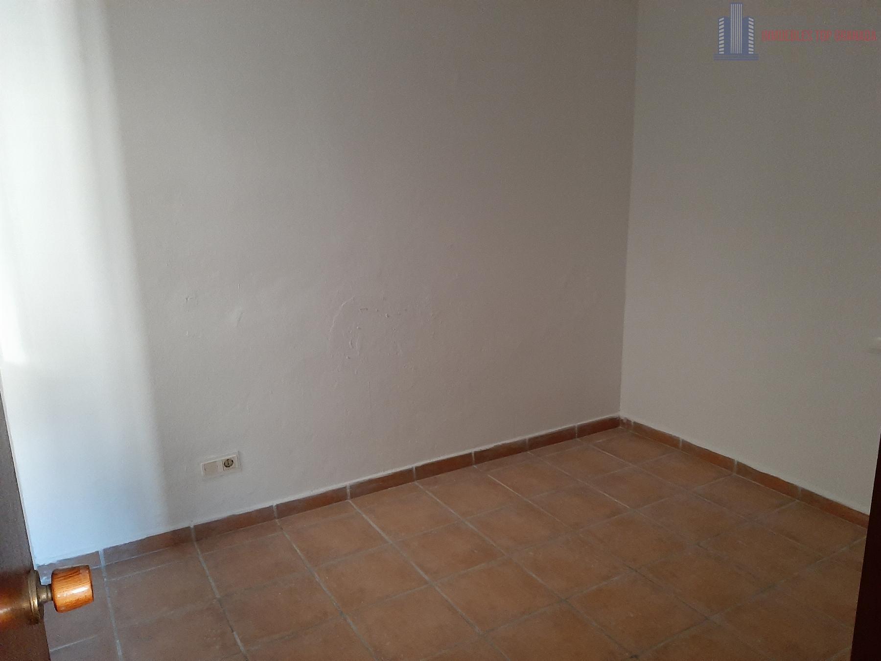 For sale of flat in La Herradura
