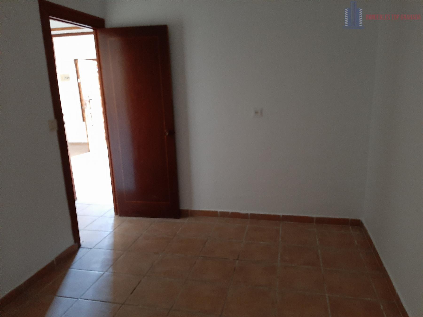 For sale of flat in La Herradura