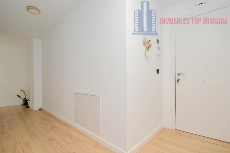 For sale of flat in Armilla