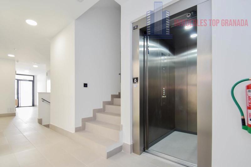 For sale of flat in Armilla