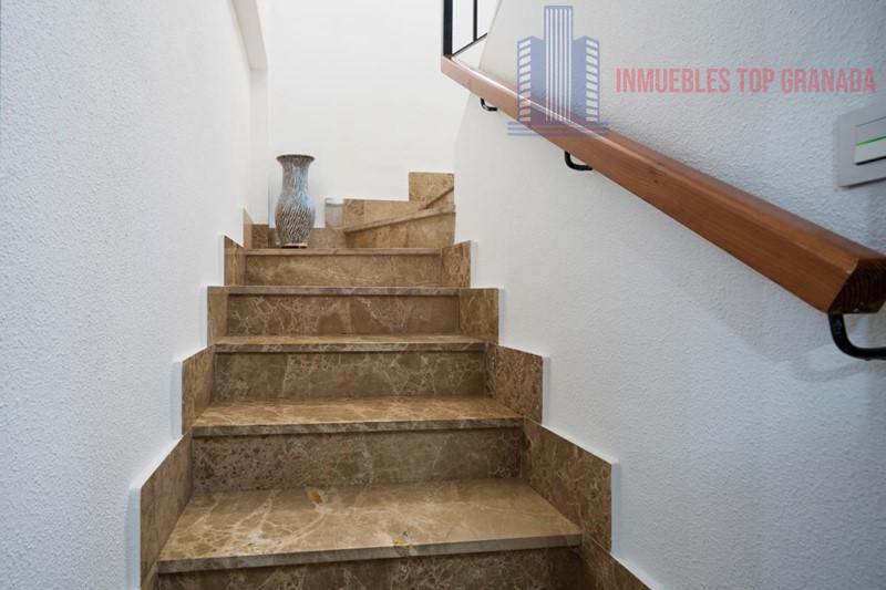 For sale of house in Otura