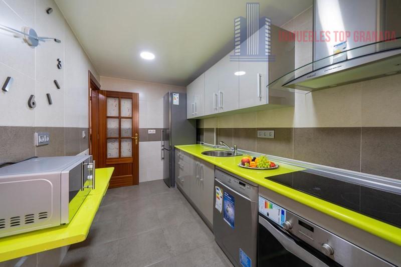 For sale of house in Otura