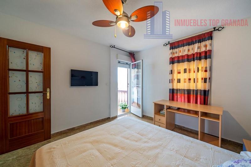 For sale of house in Otura