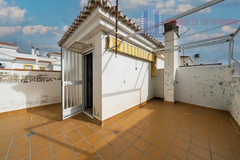 For sale of house in Otura