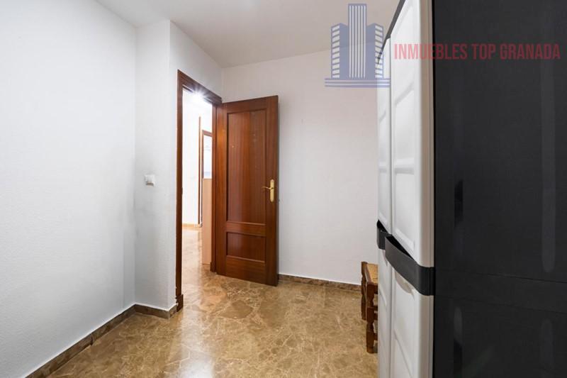 For sale of house in Otura