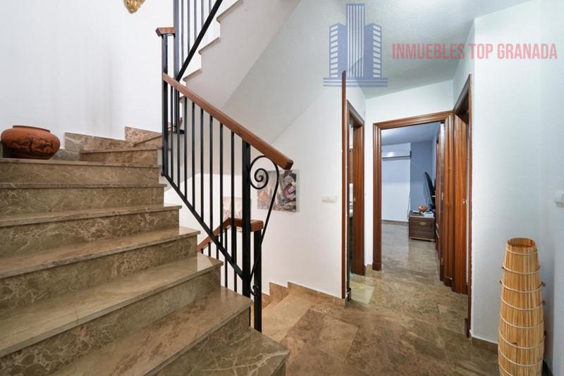 For sale of house in Otura