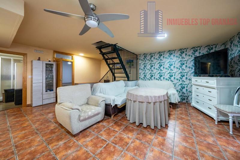 For sale of house in Otura