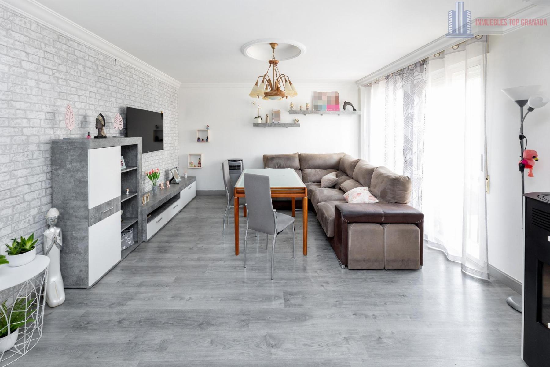 For sale of house in Las Gabias
