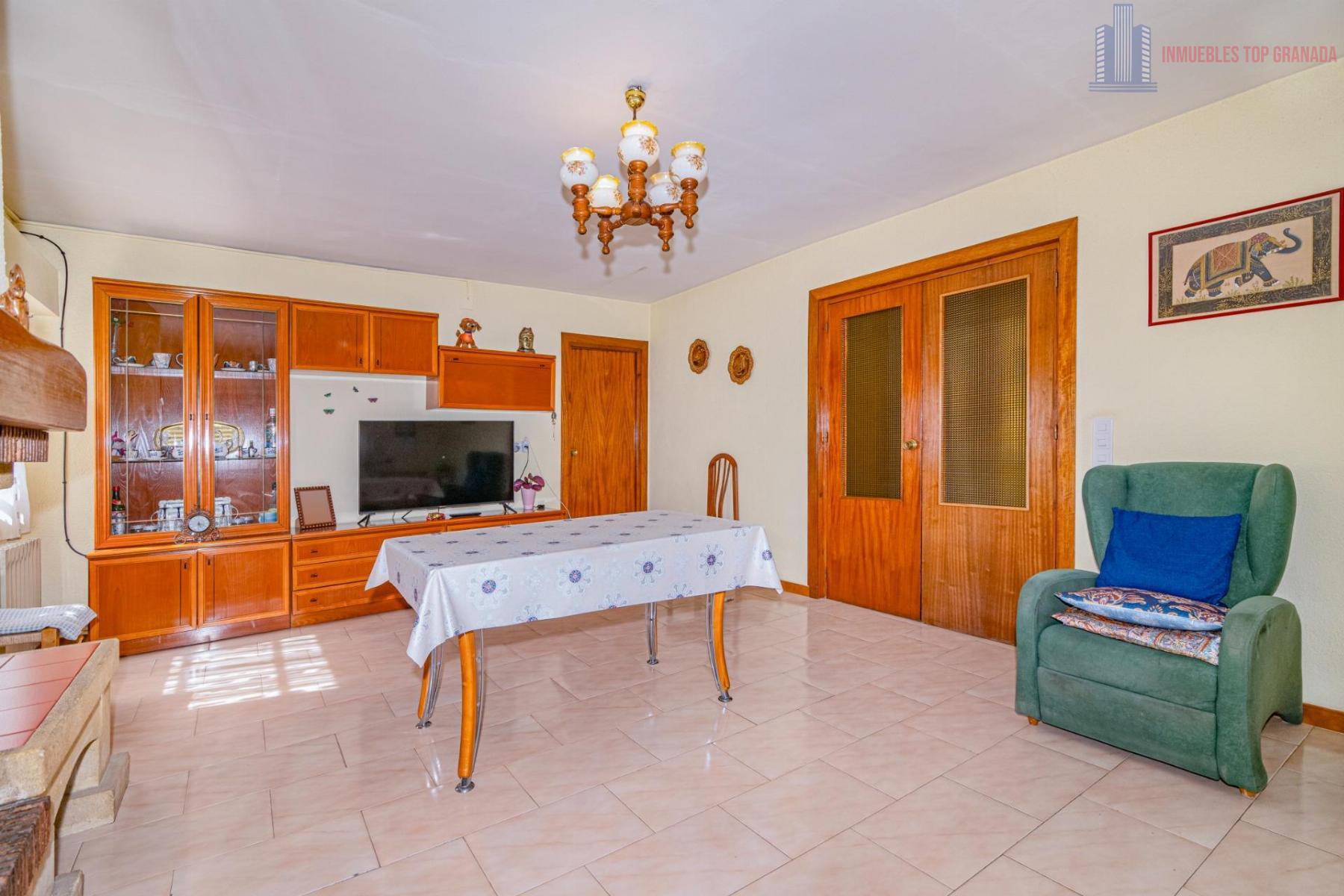 For sale of cellar in Alhendín