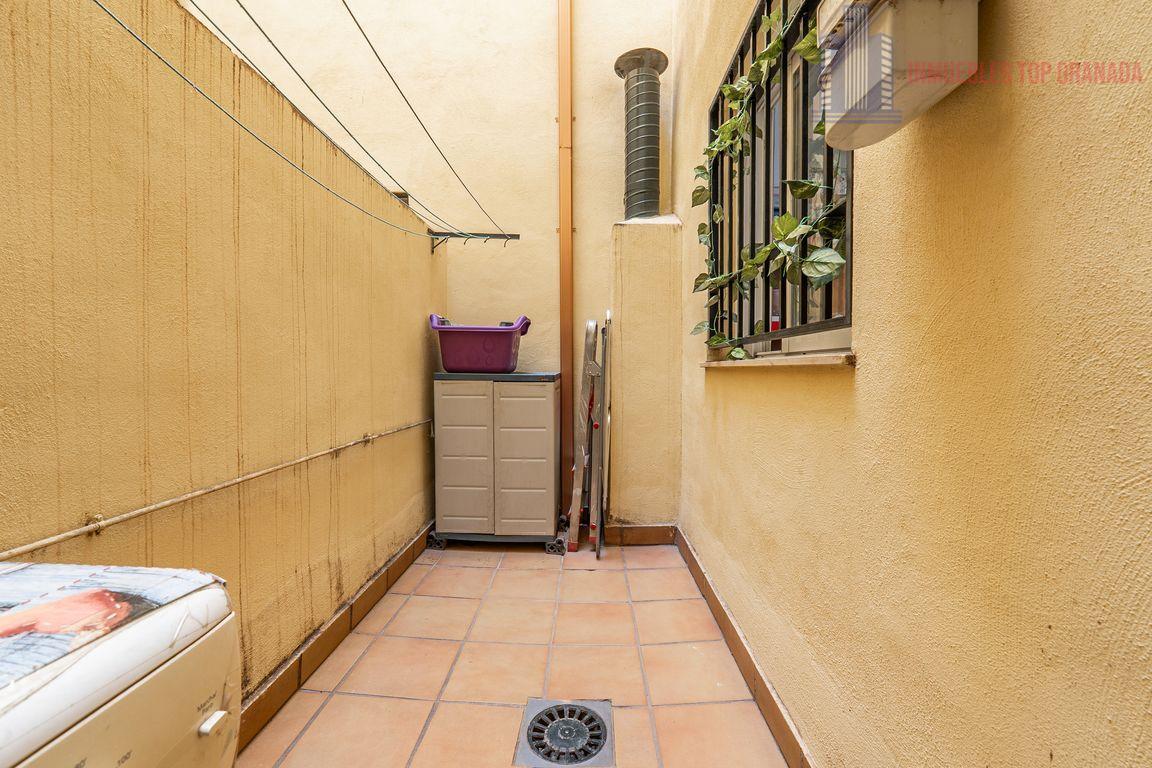 For sale of flat in Churriana de la Vega