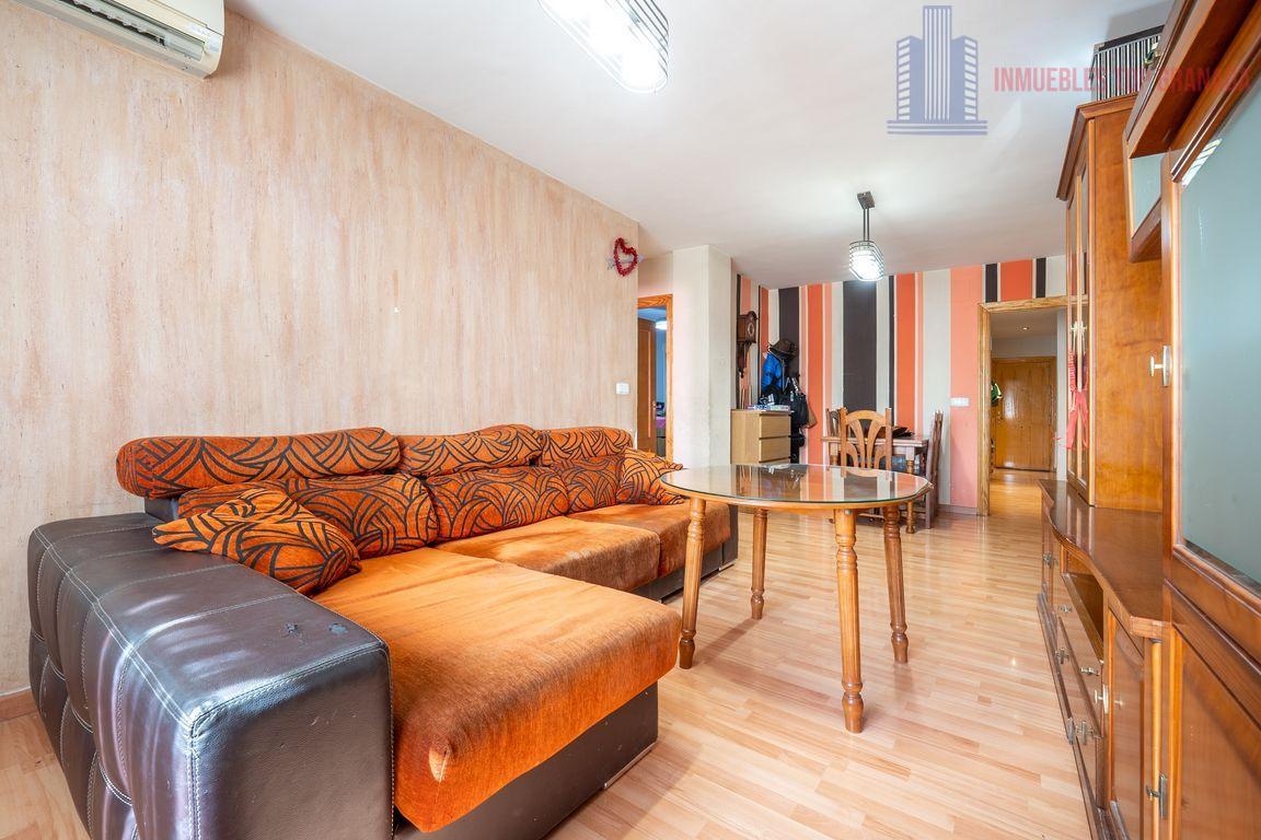 For sale of flat in Churriana de la Vega