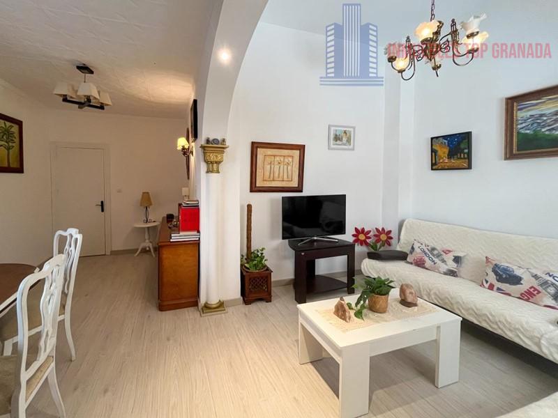 For sale of flat in Lanjarón
