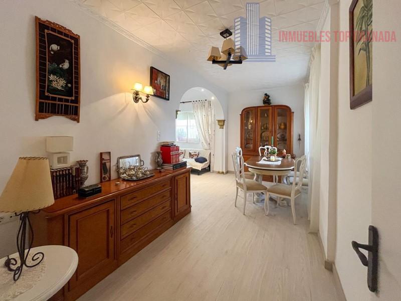 For sale of flat in Lanjarón