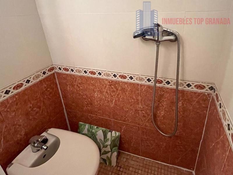 For sale of flat in Lanjarón