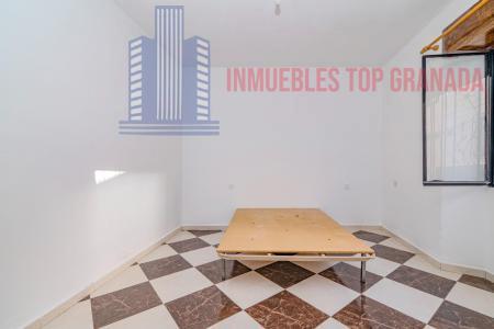 For sale of house in Illora