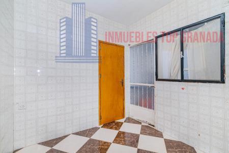 For sale of house in Illora