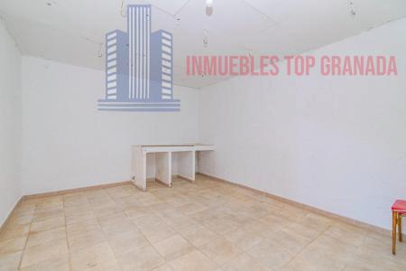 For sale of house in Illora