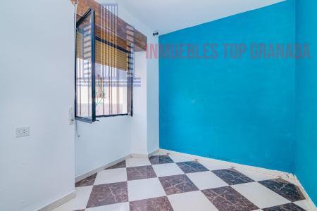 For sale of house in Illora