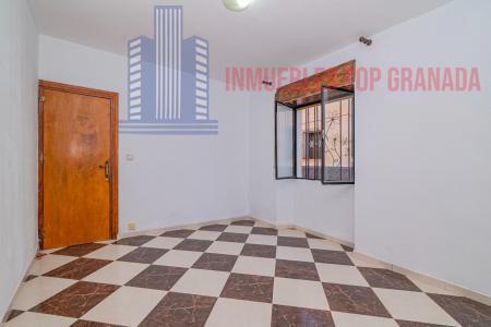 For sale of house in Illora