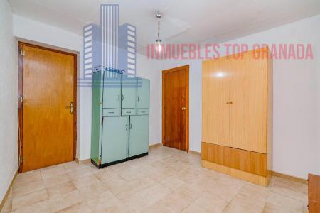 For sale of house in Illora
