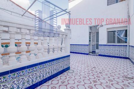 For sale of house in Illora