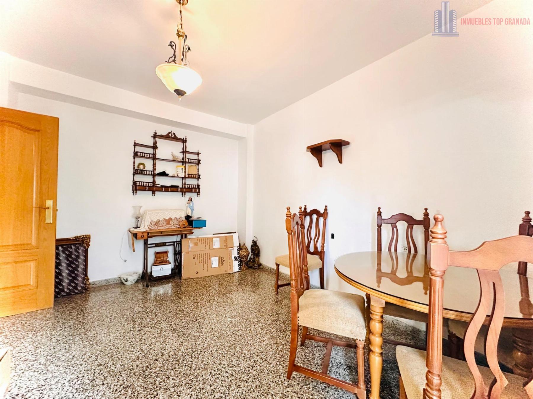 Venta de casa en Maracena