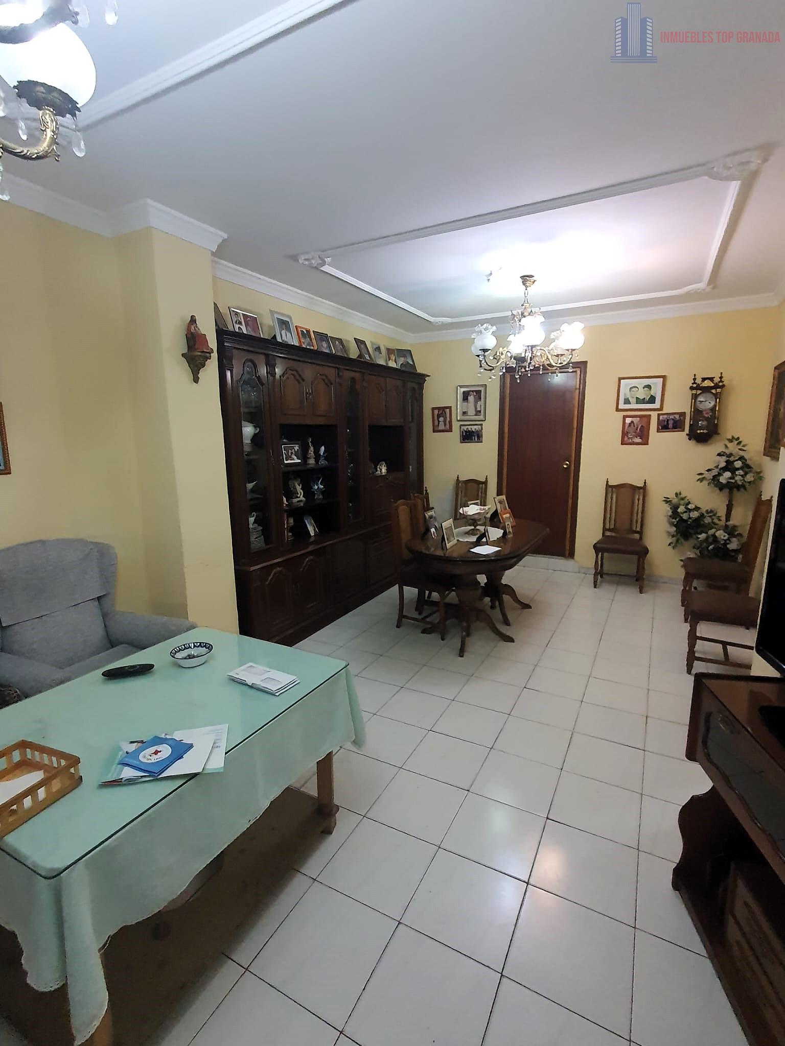Venta de casa en Churriana de la Vega