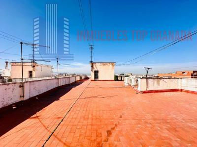 Venta de piso en Granada