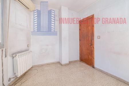 Venta de piso en Granada