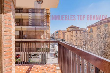 Venta de piso en Granada