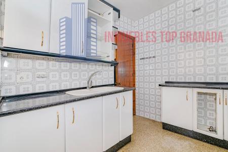 Venta de piso en Granada