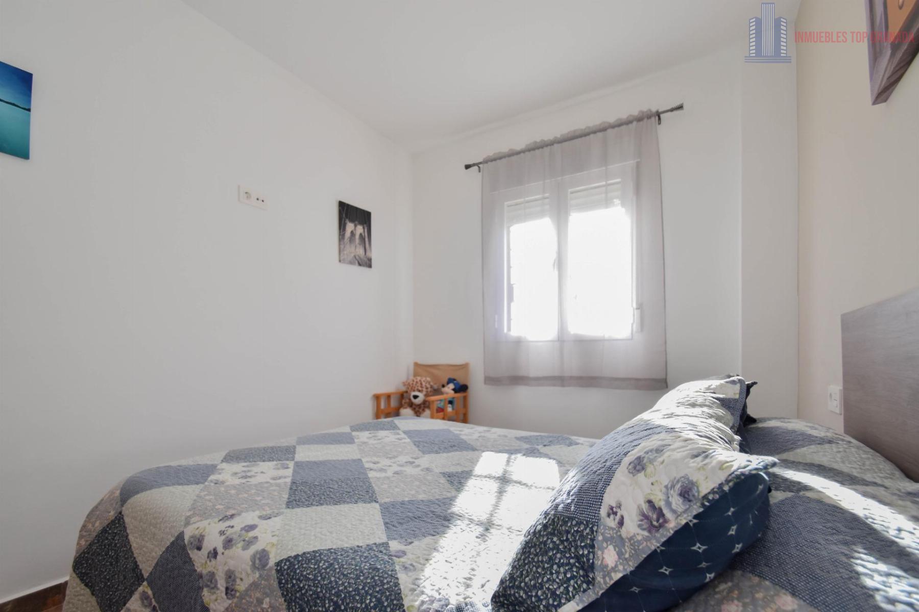 For sale of chalet in Atarfe