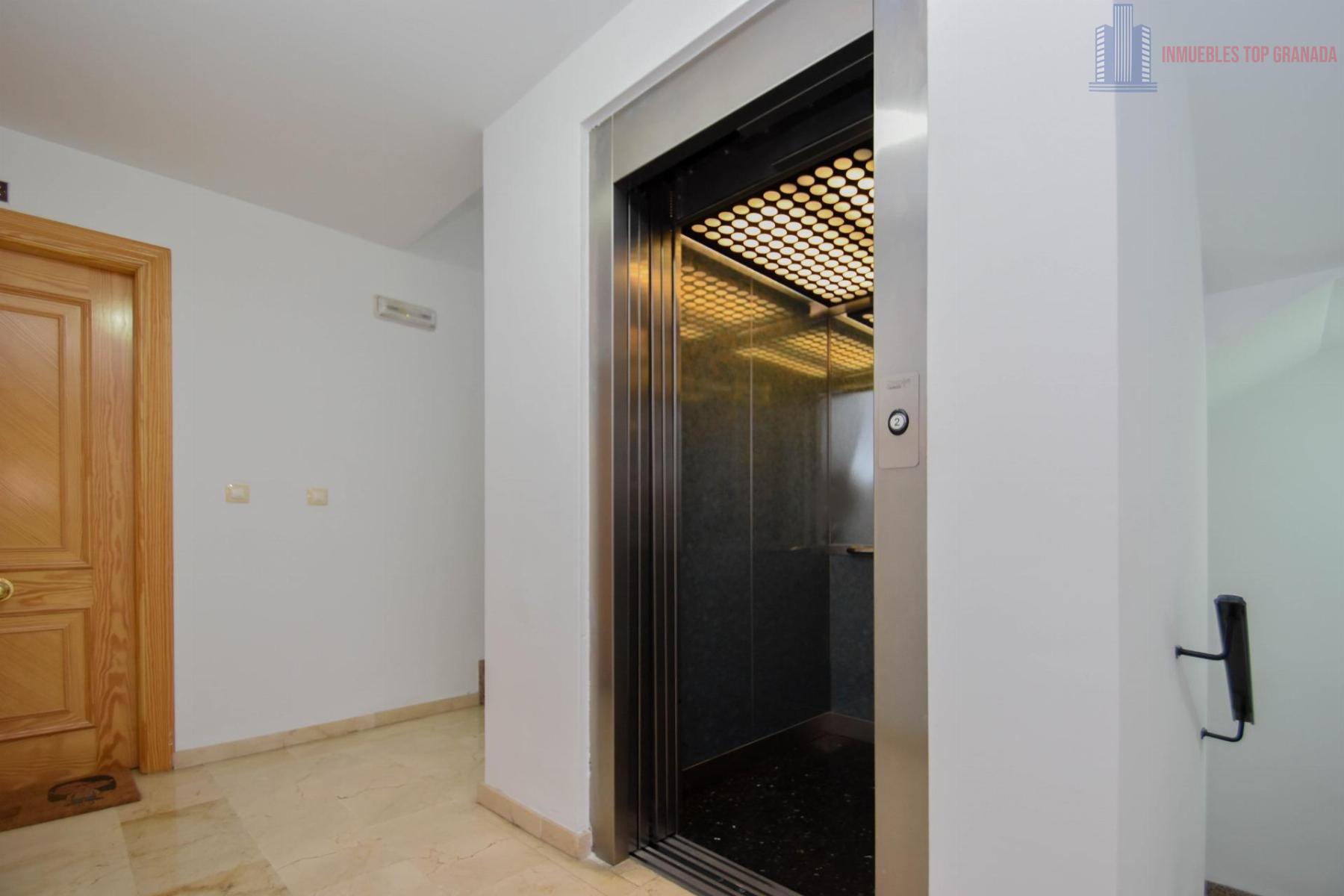 Venta de piso en Atarfe