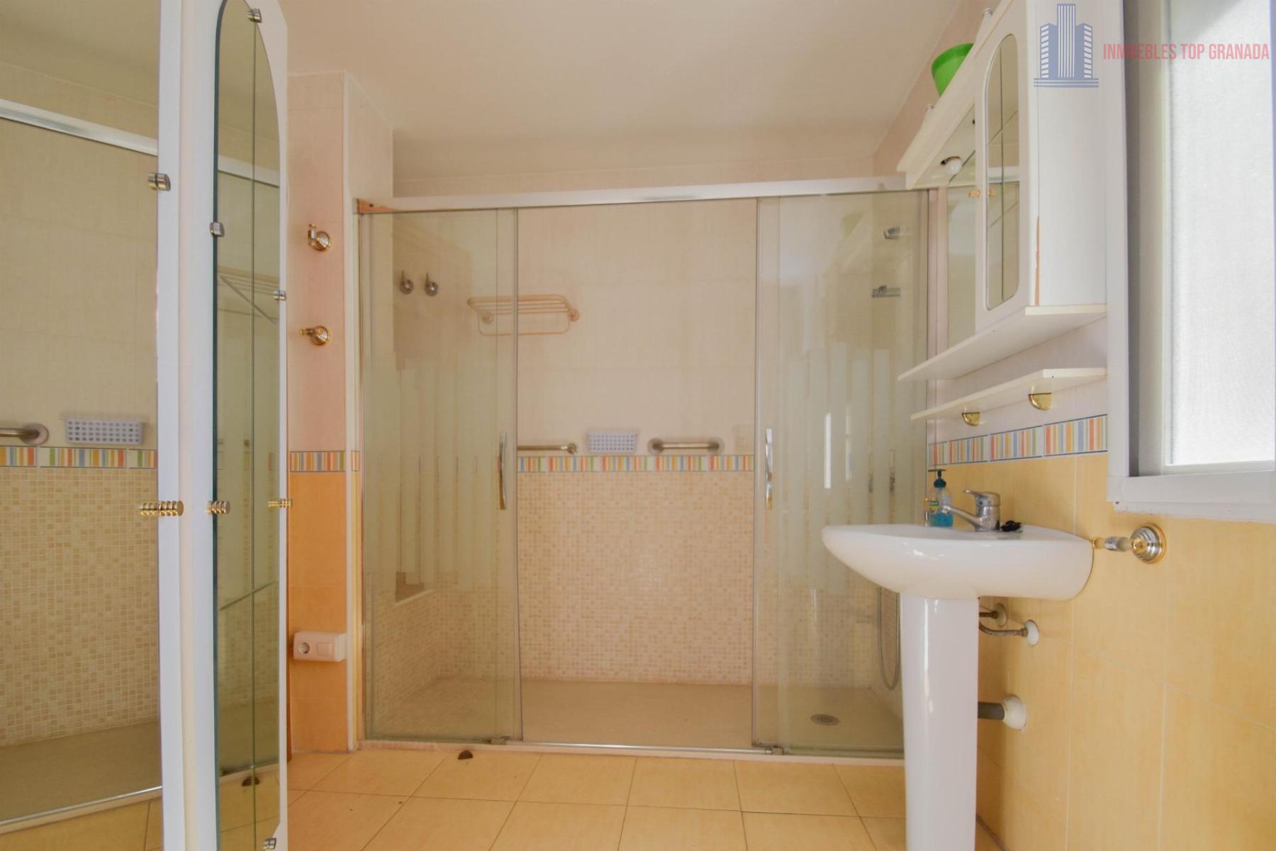 Venta de piso en Atarfe