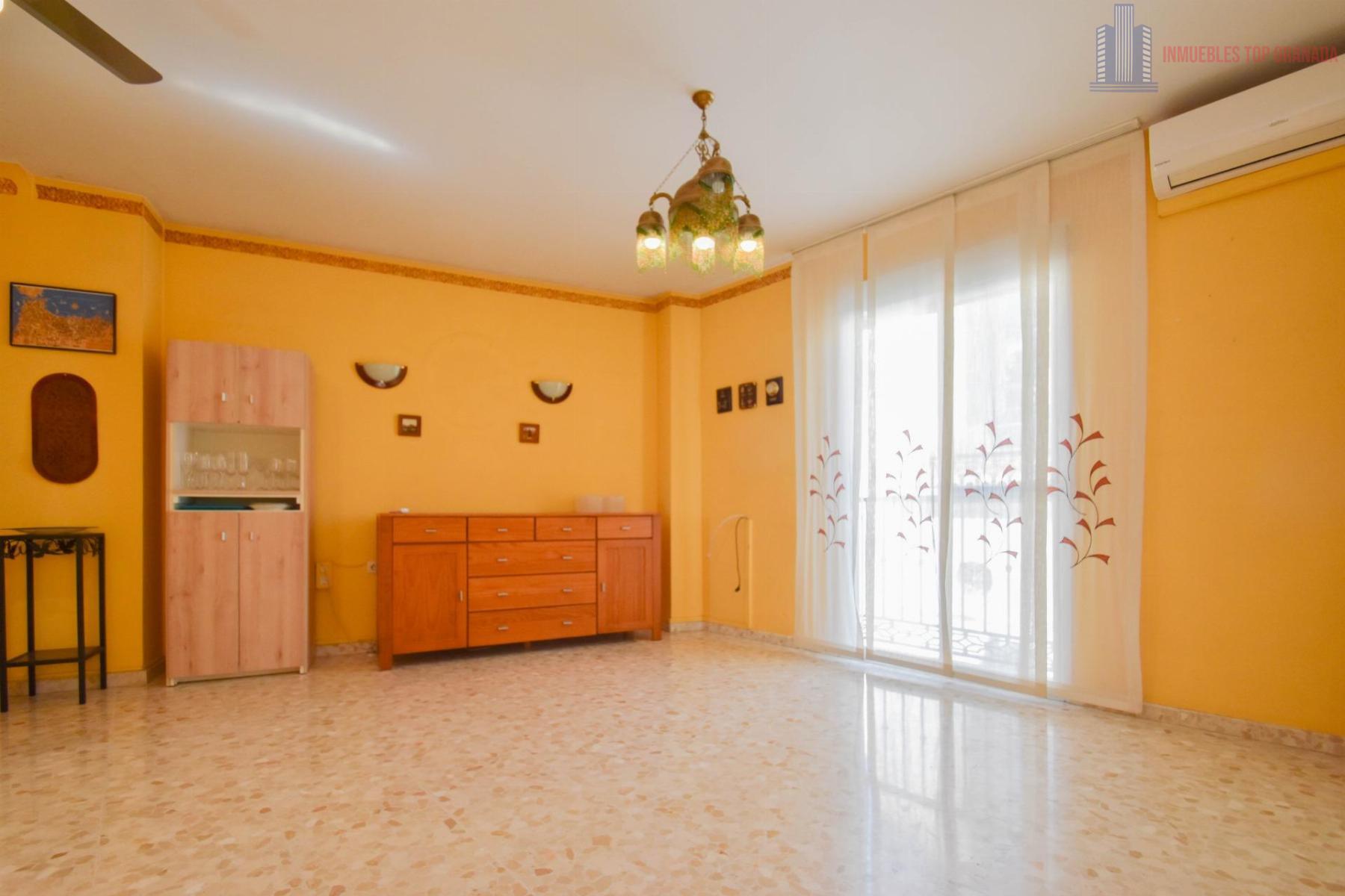 Venta de piso en Atarfe