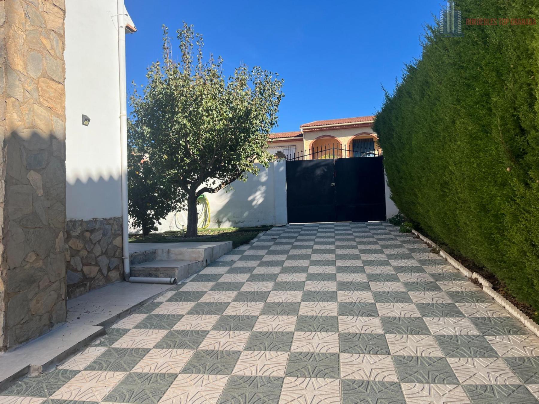 Venta de chalet en Padul