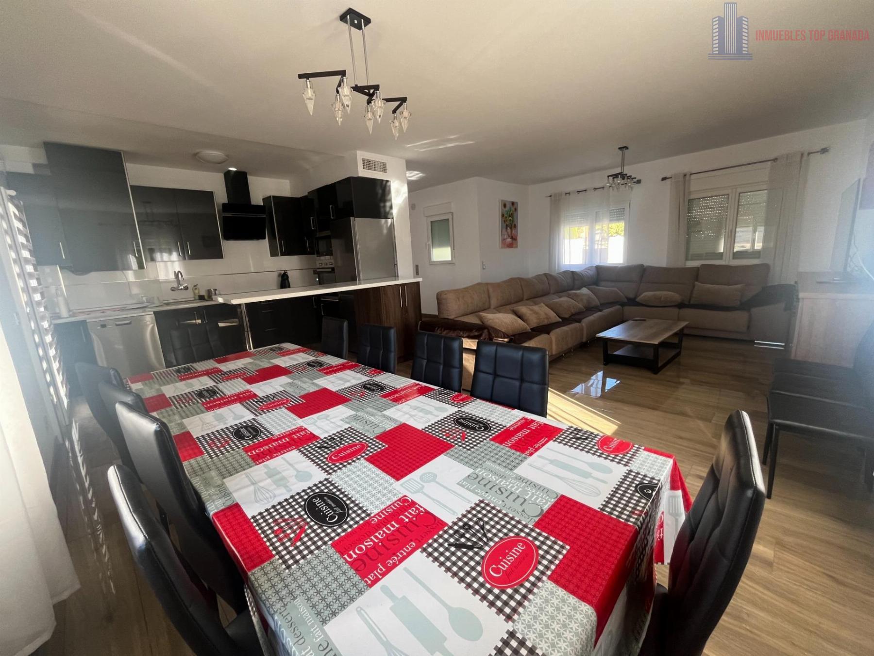 Venta de chalet en Padul