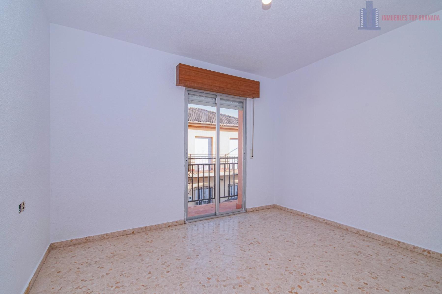 Venta de casa en Alhendín