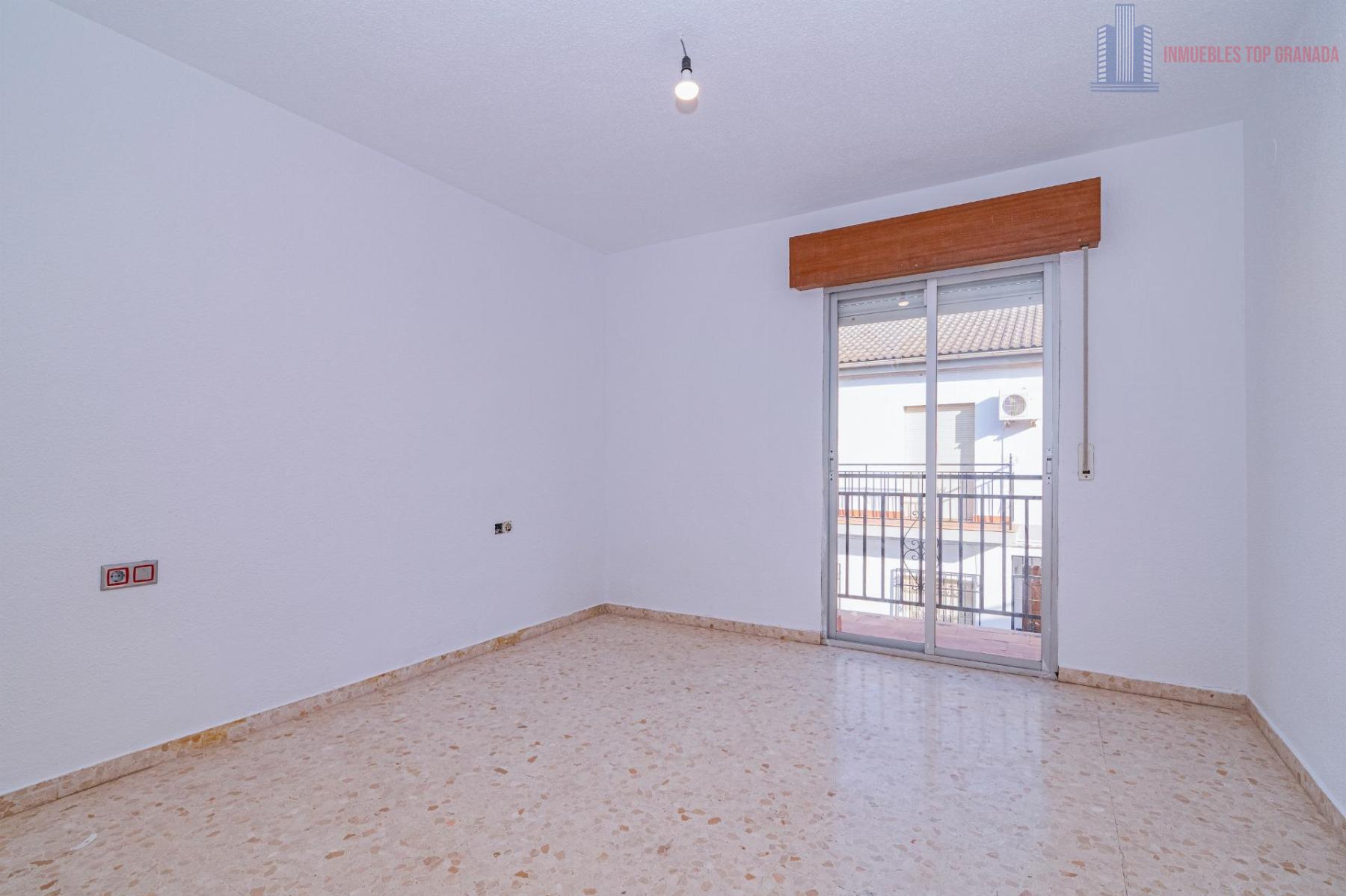 Venta de casa en Alhendín