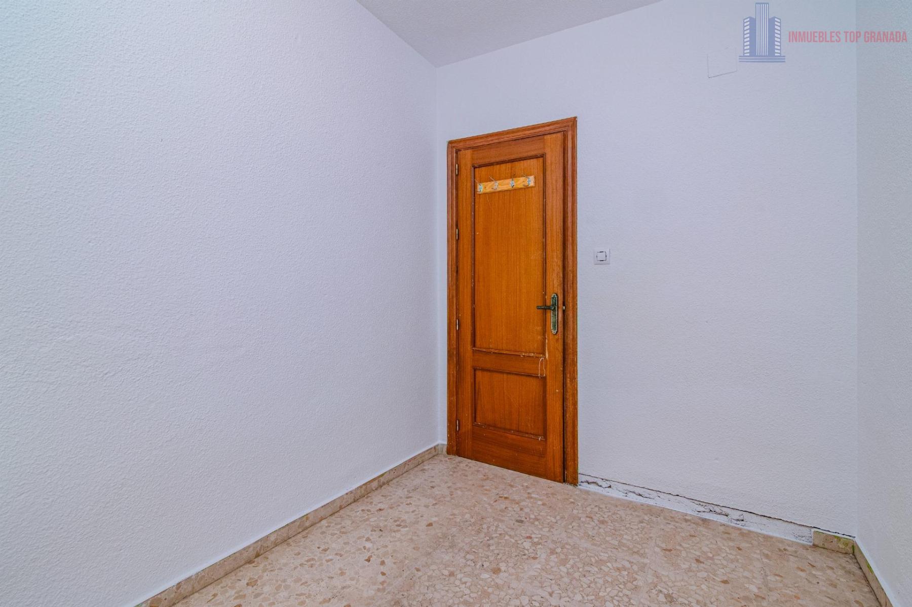 Venta de casa en Alhendín
