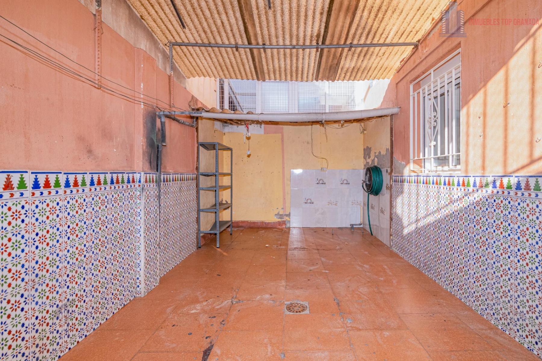 Venta de casa en Alhendín