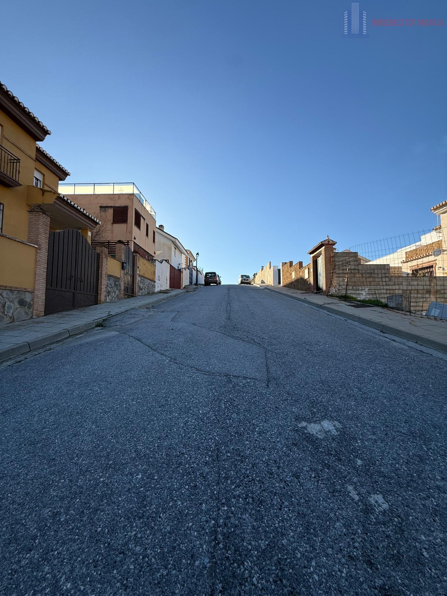 Venta de terreno en Alhendín