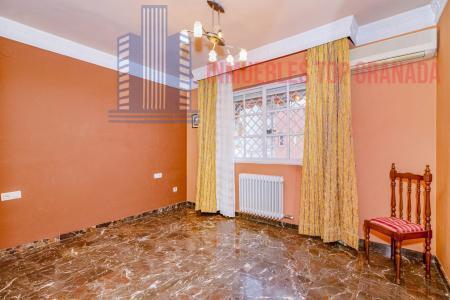 Venta de casa en Granada