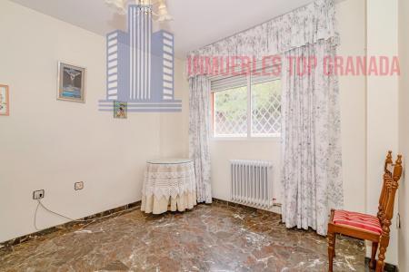 Venta de casa en Granada