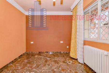 Venta de casa en Granada