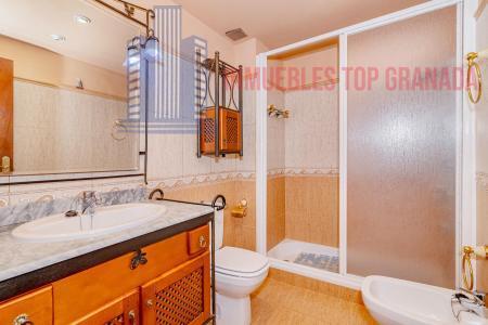 Venta de casa en Granada