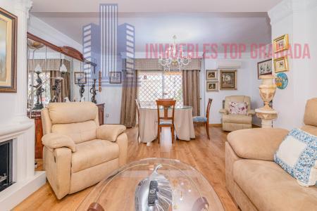 Venta de casa en Granada