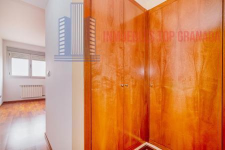 Venta de piso en Granada